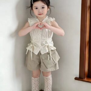 فتاة السفاري