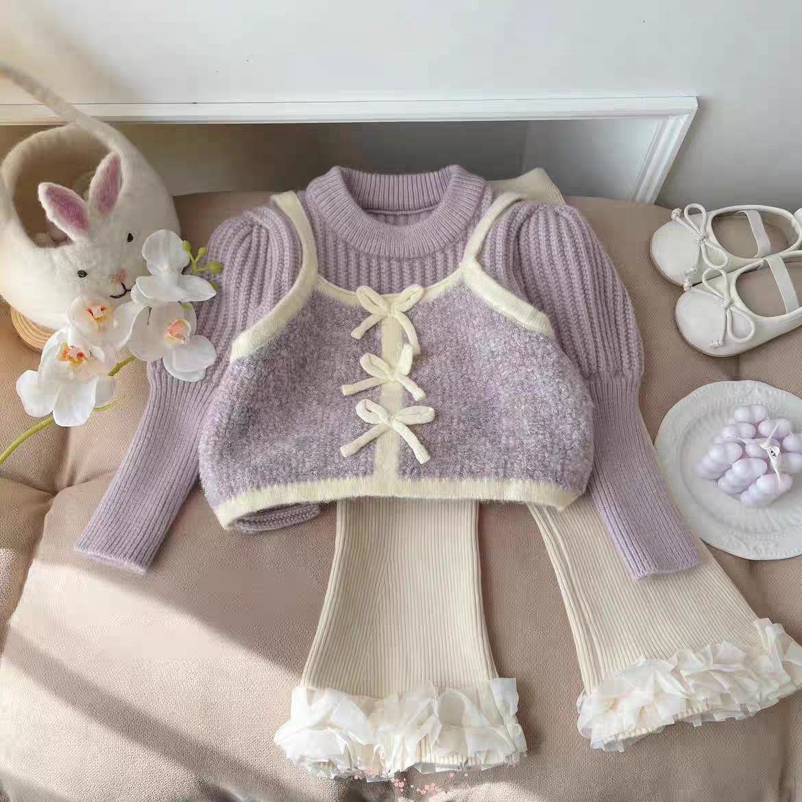Lavender Bow