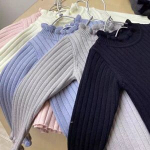 Ruffle knit Basic